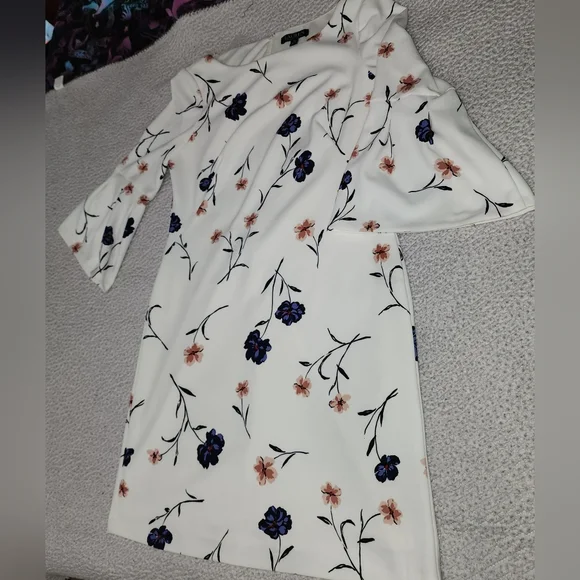 Ralph Lauren Stunning 😍 Boho Style Floral Bell Sleeve Dress - Picture 14 of 16